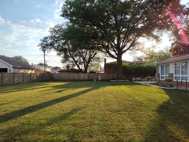 9216 Ozark Avenue, Morton Grove, IL 60053