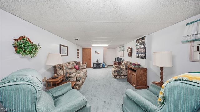 817 George Street, Belpre, OH 45714