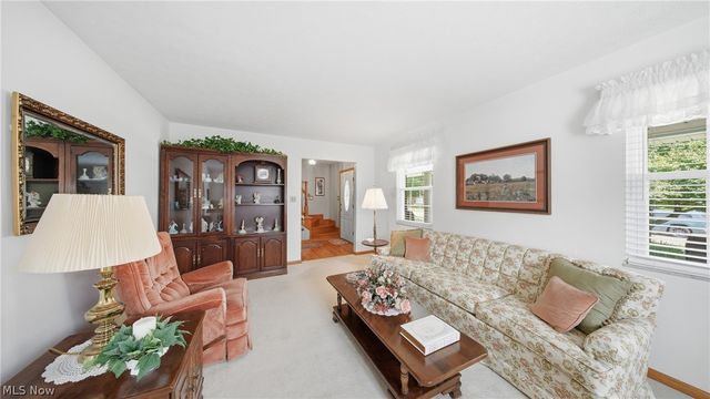 817 George Street, Belpre, OH 45714