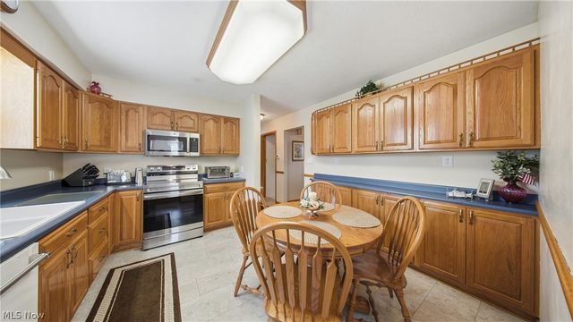 817 George Street, Belpre, OH 45714