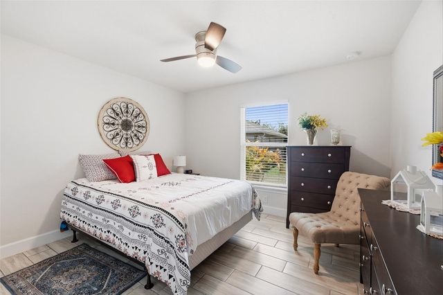 290 CORRIENTES CIRCLE, Punta Gorda, FL 33983