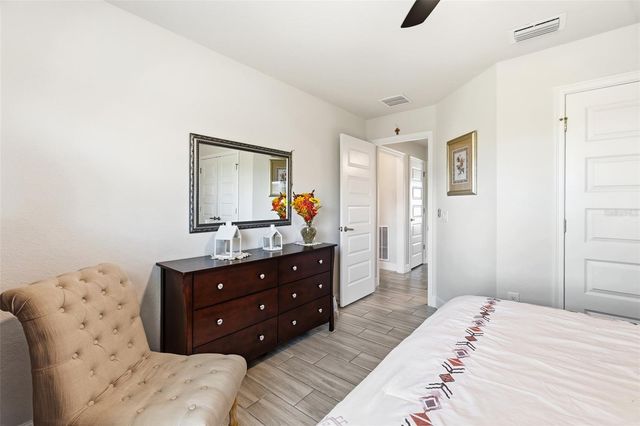 290 CORRIENTES CIRCLE, Punta Gorda, FL 33983