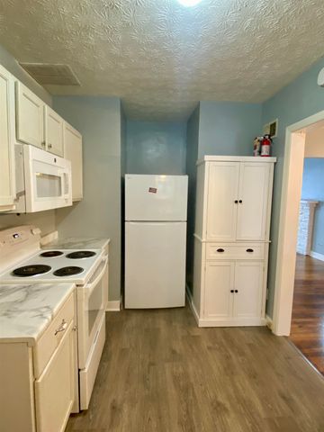 1646 Upland Road, Huntington, WV 25701