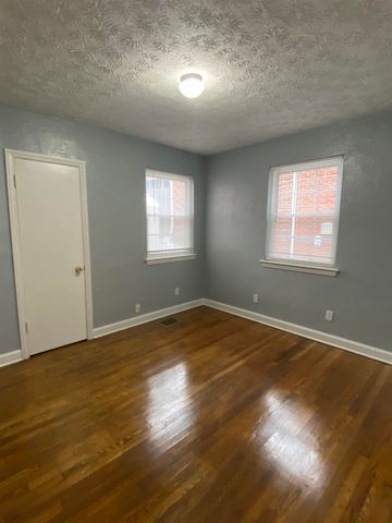 1646 Upland Road, Huntington, WV 25701