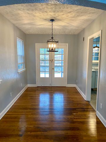 1646 Upland Road, Huntington, WV 25701