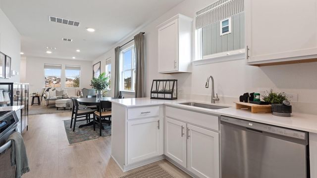 2521 Ophelia Levi LN, Round Rock, TX 78665