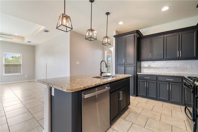 7214 S Lake Bliss, Corpus Christi, TX 78414