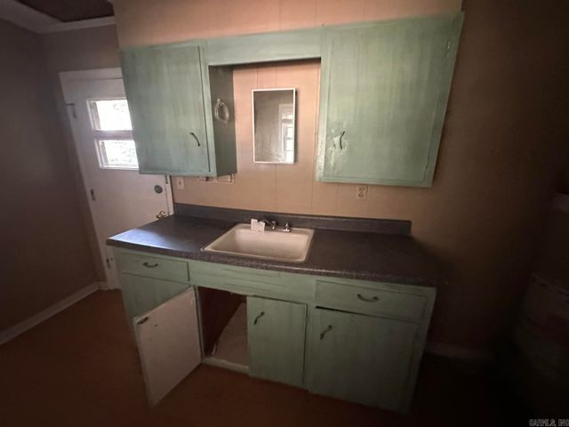 514 W Maxwell Street, Dewitt, AR 72042