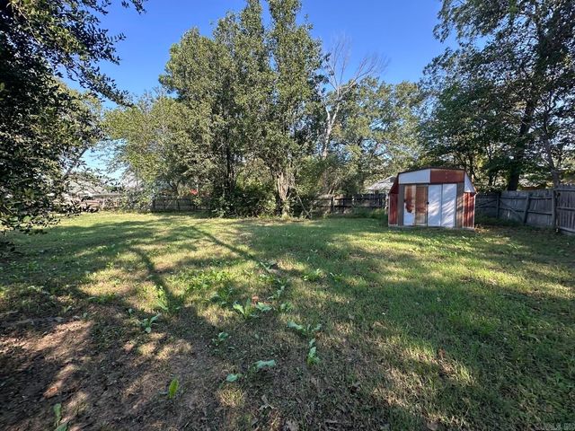 514 W Maxwell Street, Dewitt, AR 72042