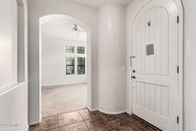 2395 W DUSTY WREN Drive, Phoenix, AZ 85085