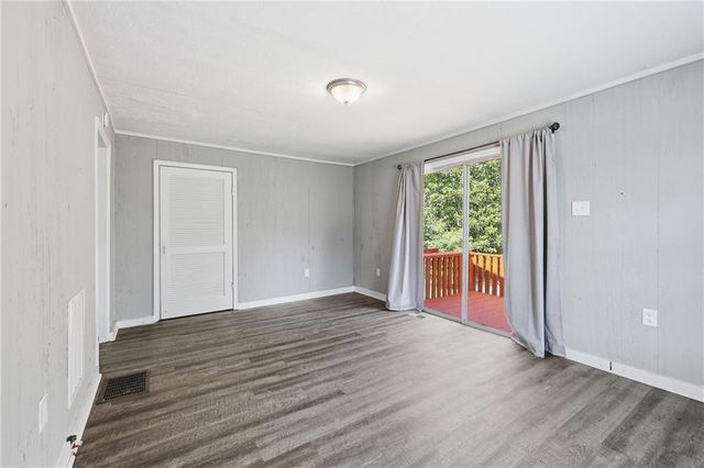 814 Brookdale Rd, Toccoa, GA 30518