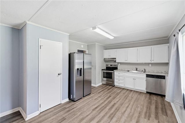 814 Brookdale Rd, Toccoa, GA 30518