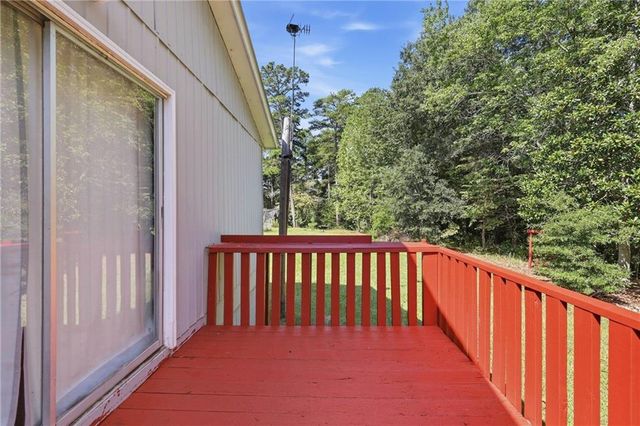 814 Brookdale Rd, Toccoa, GA 30518