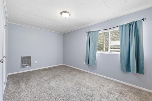 814 Brookdale Rd, Toccoa, GA 30518