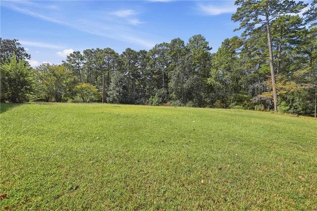 814 Brookdale Rd, Toccoa, GA 30518