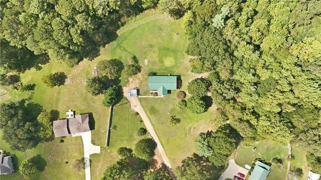814 Brookdale Rd, Toccoa, GA 30518