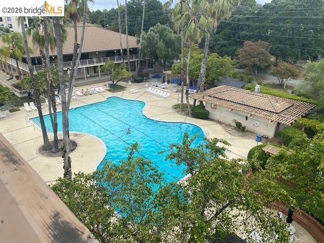 360 N Civic Dr, Walnut Creek, CA 94596