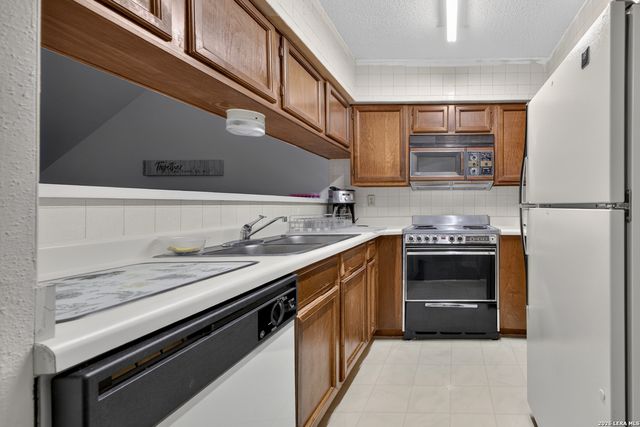 10527 Perrin Beitel Rd Apt A209, San Antonio, TX 78217