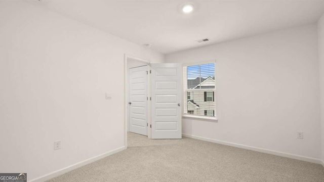 556 SILVER MOON Drive, Loganville, GA 30052