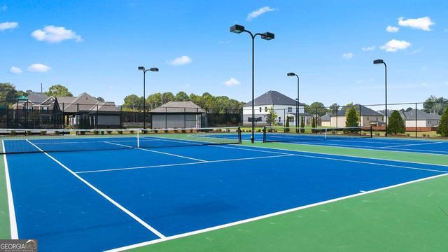 556 SILVER MOON Drive, Loganville, GA 30052