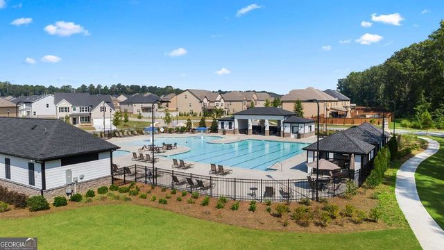 556 SILVER MOON Drive, Loganville, GA 30052