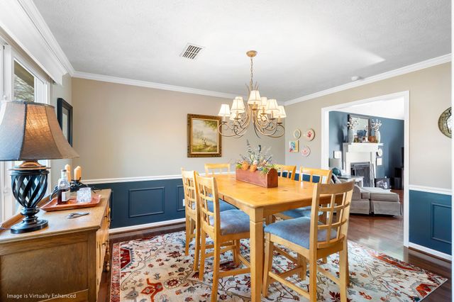 301 Oakwood Cv, La Vergne, TN 37086