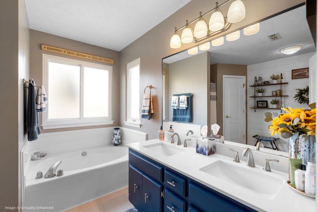 301 Oakwood Cv, La Vergne, TN 37086