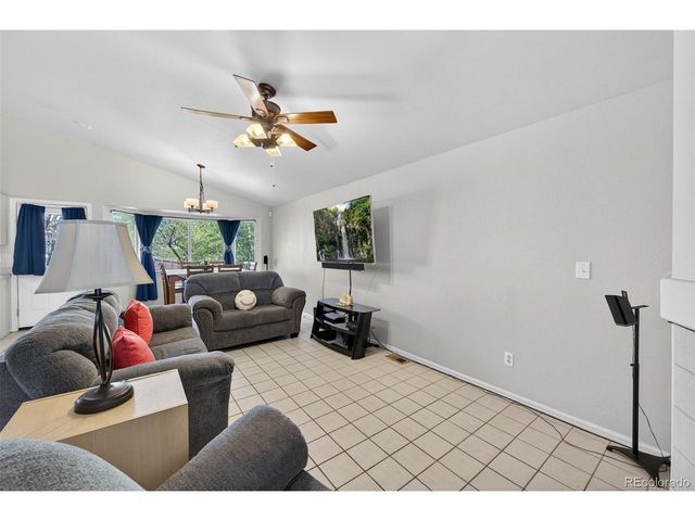 9457 Steele Dr, Thornton, CO 80229