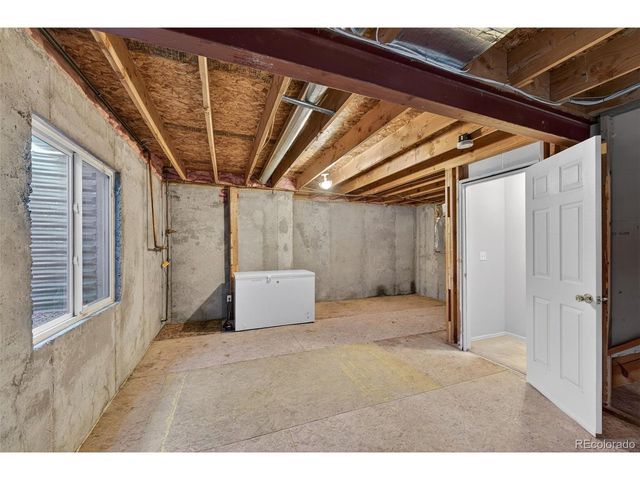 9457 Steele Dr, Thornton, CO 80229