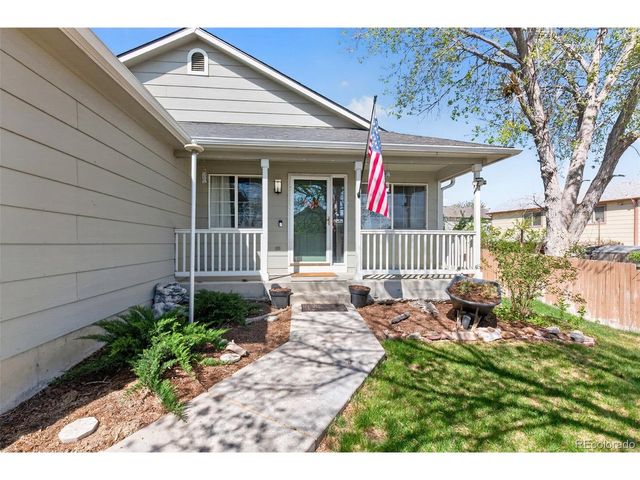 9457 Steele Dr, Thornton, CO 80229