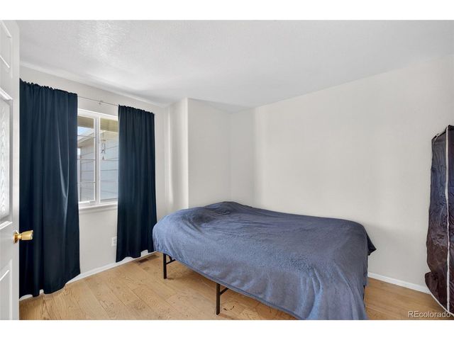 9457 Steele Dr, Thornton, CO 80229