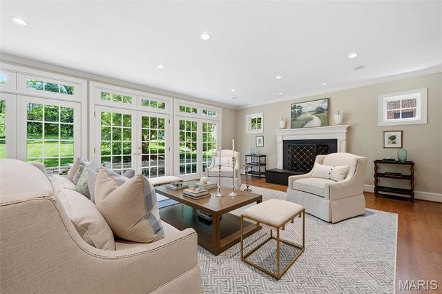 444 Sherwood Drive, Webster Groves, MO 63119