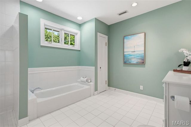 444 Sherwood Drive, Webster Groves, MO 63119