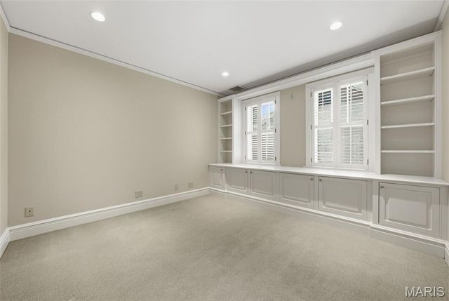 444 Sherwood Drive, Webster Groves, MO 63119