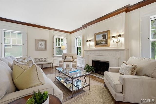 444 Sherwood Drive, Webster Groves, MO 63119