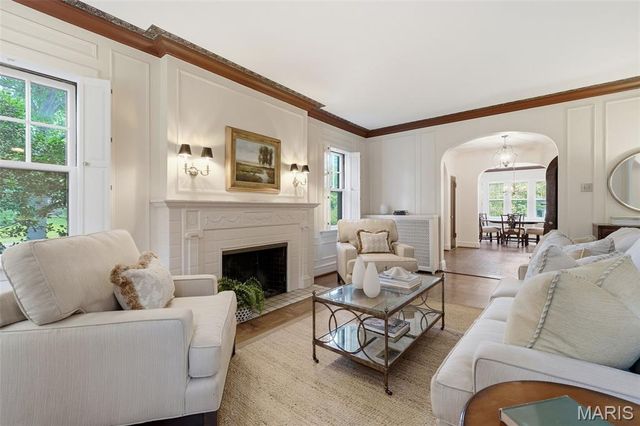 444 Sherwood Drive, Webster Groves, MO 63119