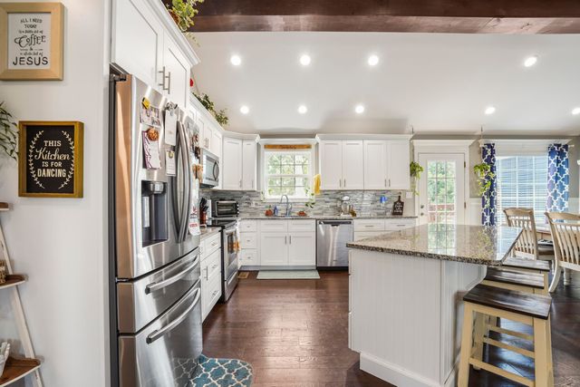 58 Lake Ridge Road, Somerset, KY 42503