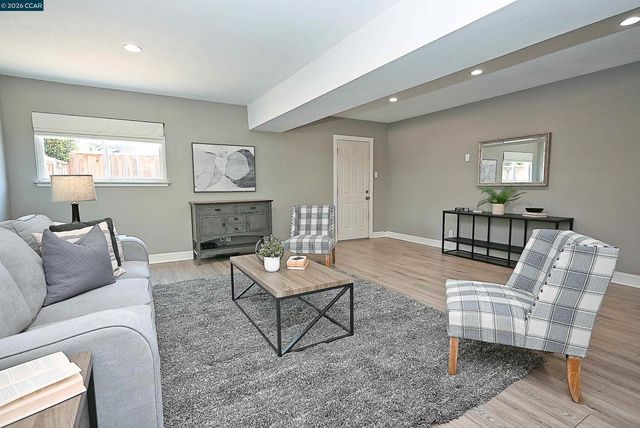 731 Hamilton Dr, Pleasant Hill, CA 94523