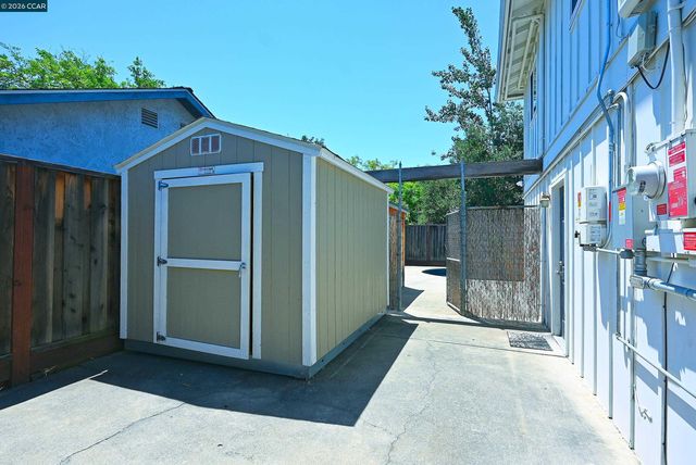 731 Hamilton Dr, Pleasant Hill, CA 94523