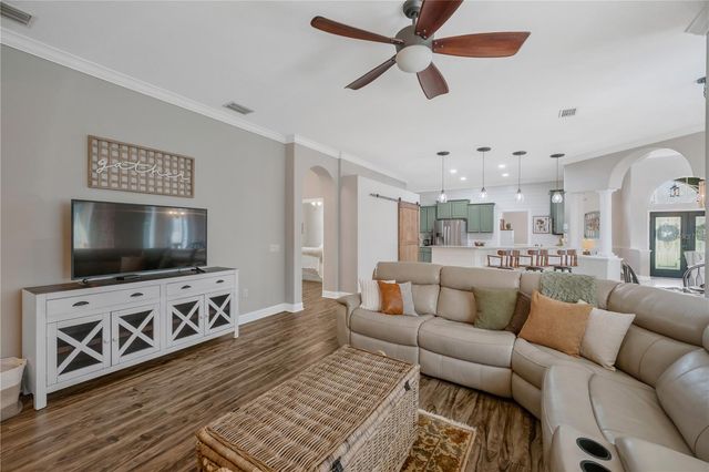 406 RUBY LAKE PLACE, Winter Haven, FL 33884