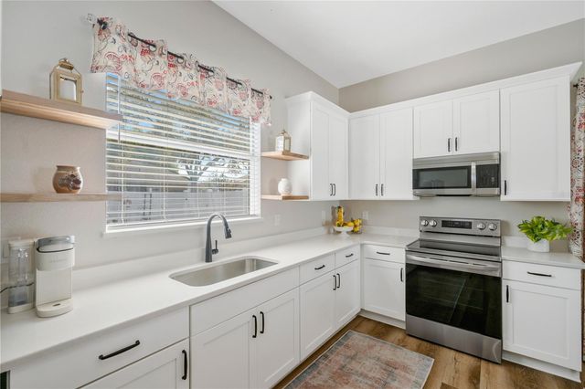 406 RUBY LAKE PLACE, Winter Haven, FL 33884