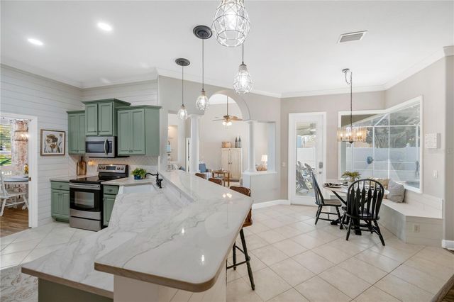 406 RUBY LAKE PLACE, Winter Haven, FL 33884