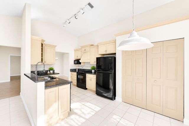 9581 Tavernier Drive, Boca Raton, FL 33496