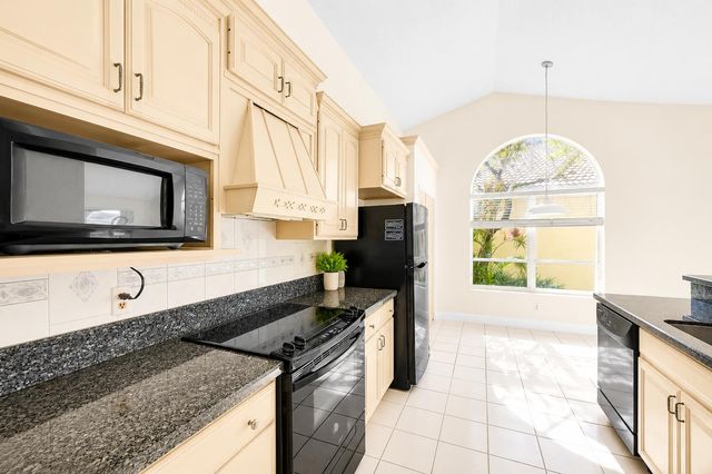9581 Tavernier Drive, Boca Raton, FL 33496