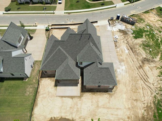 605 CEDAR SHADOWS CIR W, Collierville, TN 38017