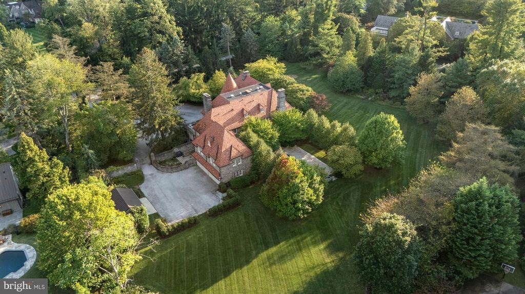 648 & 652 CREIGHTON RD, VILLANOVA, PA 19085 — exterior