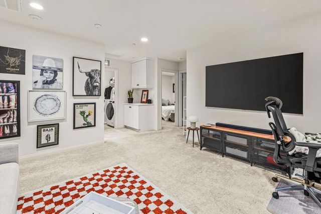 506 Willowmore Street, Vista, CA 92081