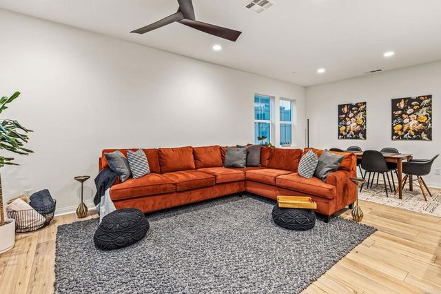 506 Willowmore Street, Vista, CA 92081