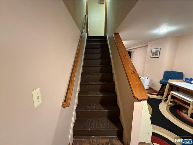 73 Hillside Avenue, Roxbury Township, NJ 07876