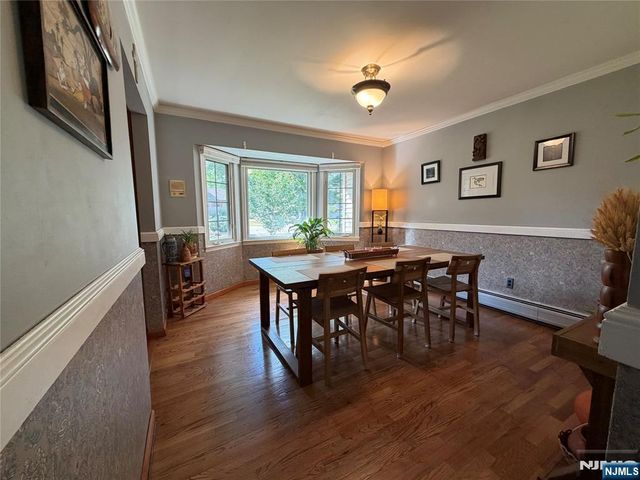 73 Hillside Avenue, Roxbury Township, NJ 07876